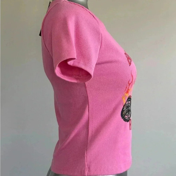 FREE 🆕Graphic Biker Crop T-Shirt - Picture 2 of 11